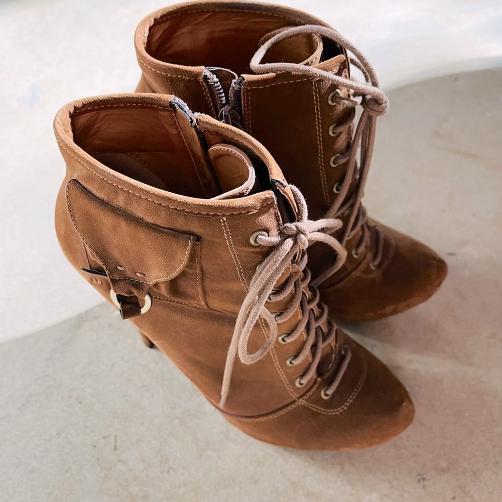 DOLLHOUSE Amica Chestnut lace-up booties